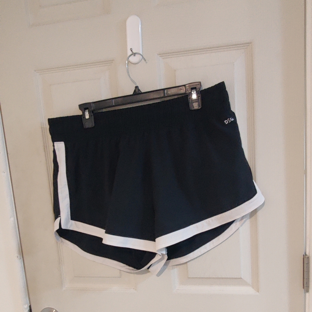 DSG NWOT Black Running Athletic Short White Edges Size XL
